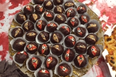 Halloween Peanut Butter Truffles Eyeballs